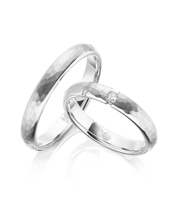 Anillos en oro blanco siempre blanco con acabado golpeteado - Alianzas de boda - 

