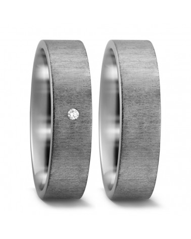 Alianzas de boda de titanio con acabado mate horizontal y un diamante - Alianzas de boda - 

