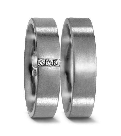 Anillos de matrimonio hechos de titanio con acabado mate oscuro y 3 diamantes - Alianzas de boda - 

