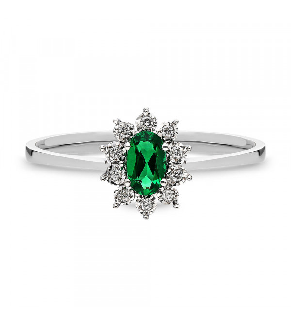 Anillo de oro con una esmeralda oval y diamantes | Staring
