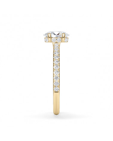 Anillos en oro amarillo de compromiso con oval lab diamond | Staring