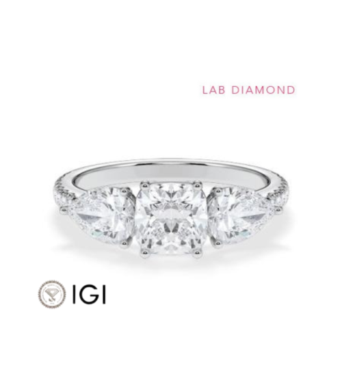 Gold or platinum engagement ring with various diamond cuts | Starting