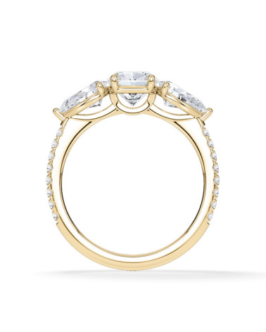 Anillo de compromiso de oro o platino con distintos cortes de diamante | Staring