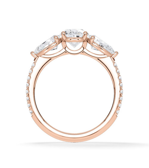 Pink gold engagement ring with various diamond cuts | Starring