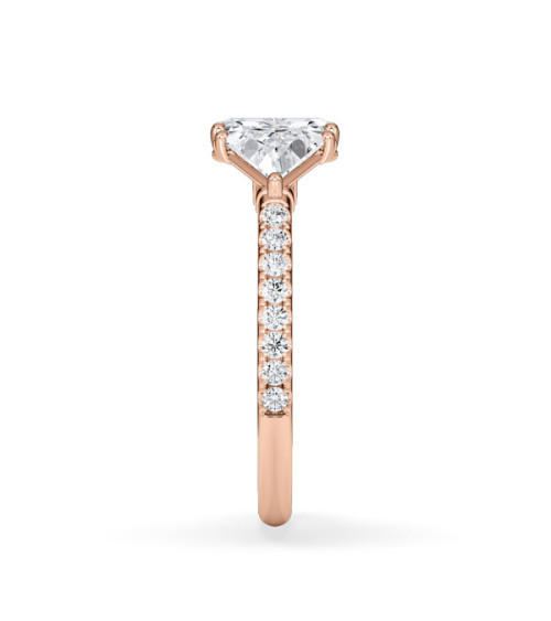 Gold or platinum engagement ring with various diamond cuts | Staring