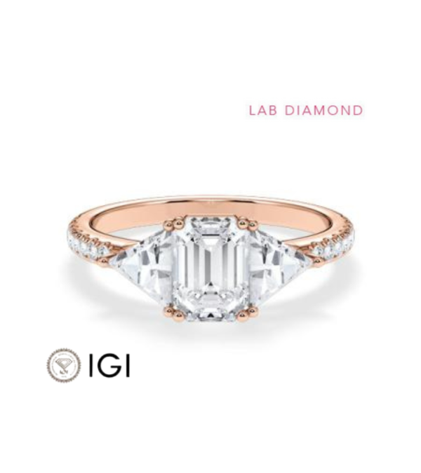 Gold or platinum engagement ring with various diamond cuts | Staring