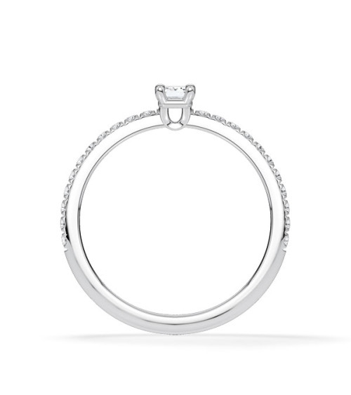 Pavé engagement rings with lab-grown diamonds | Emerald-cut | Staring