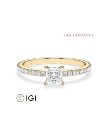 Pavé engagement rings with ethical lab-grown diamonds | Staring