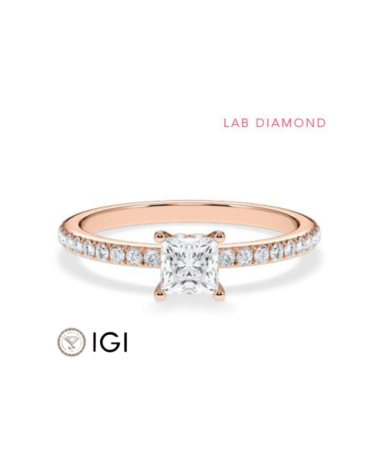 Pavé pink gold engagement rings with lab-grown diamonds | Staring